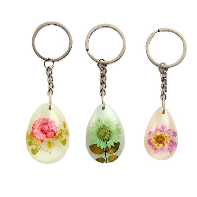 Llavero Flor de Resina en Forma de Gota