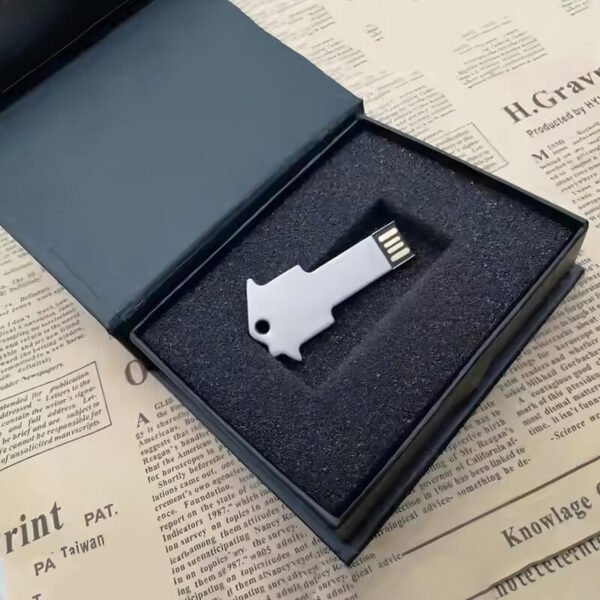 Metal House-shaped Key USB Flash Drive - Image 3