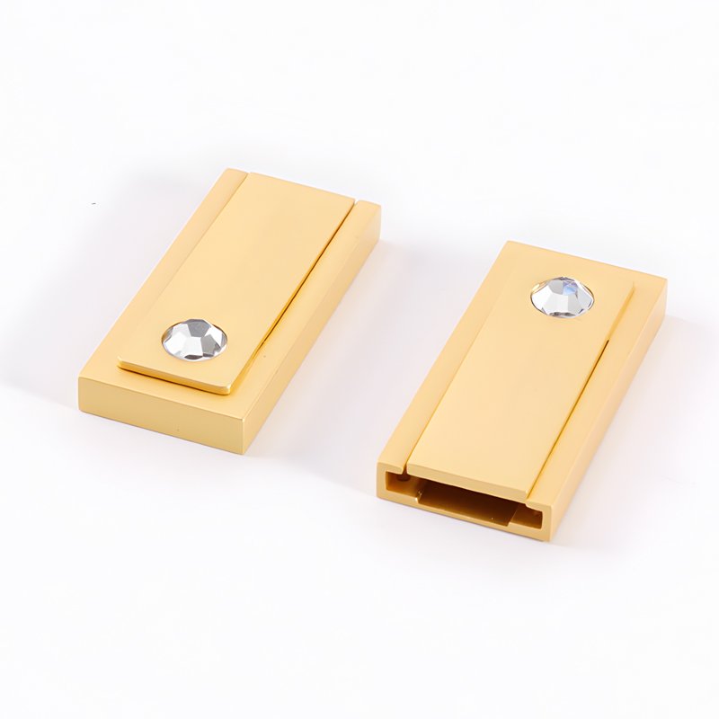 gold-Personalized-Notebook-with-USB-Flash-Drive